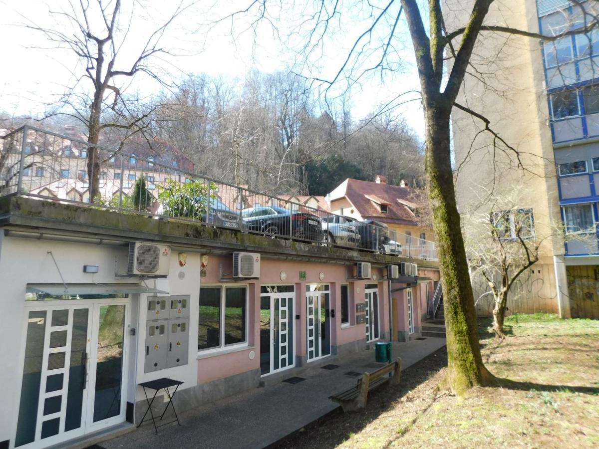 Ferienwohnung Modern Center Studio Under The Castle V Laibach Exterior foto